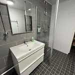 アパート And Cozy Townhouse ロヴァニエミ