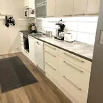 アパート And Cozy Townhouse